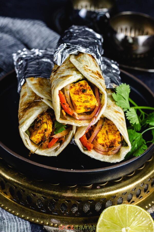 Lachha Paneer Roll