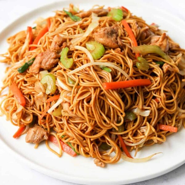 Chicken Hakka noodles