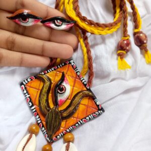 Handmade Trinoyoni Necklace and Earring Jewellery Set